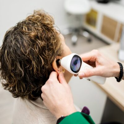 otoscope hearing check